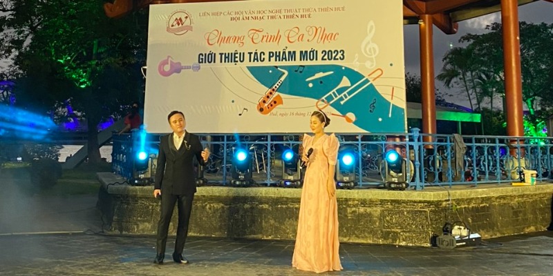 Giới thiệu 12 tác phẩm âm nhạc mới