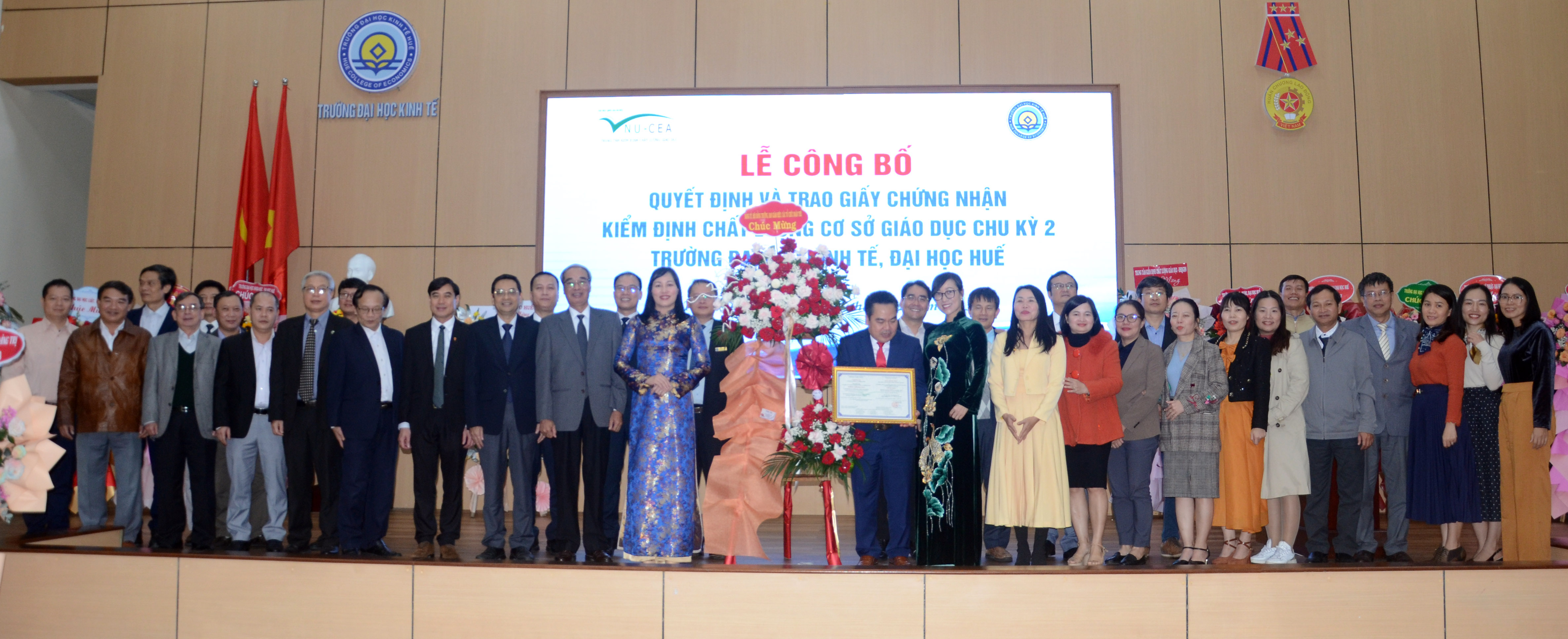 Trường đại học Kinh tế đạt chuẩn kiểm định chất lượng chu kỳ 2