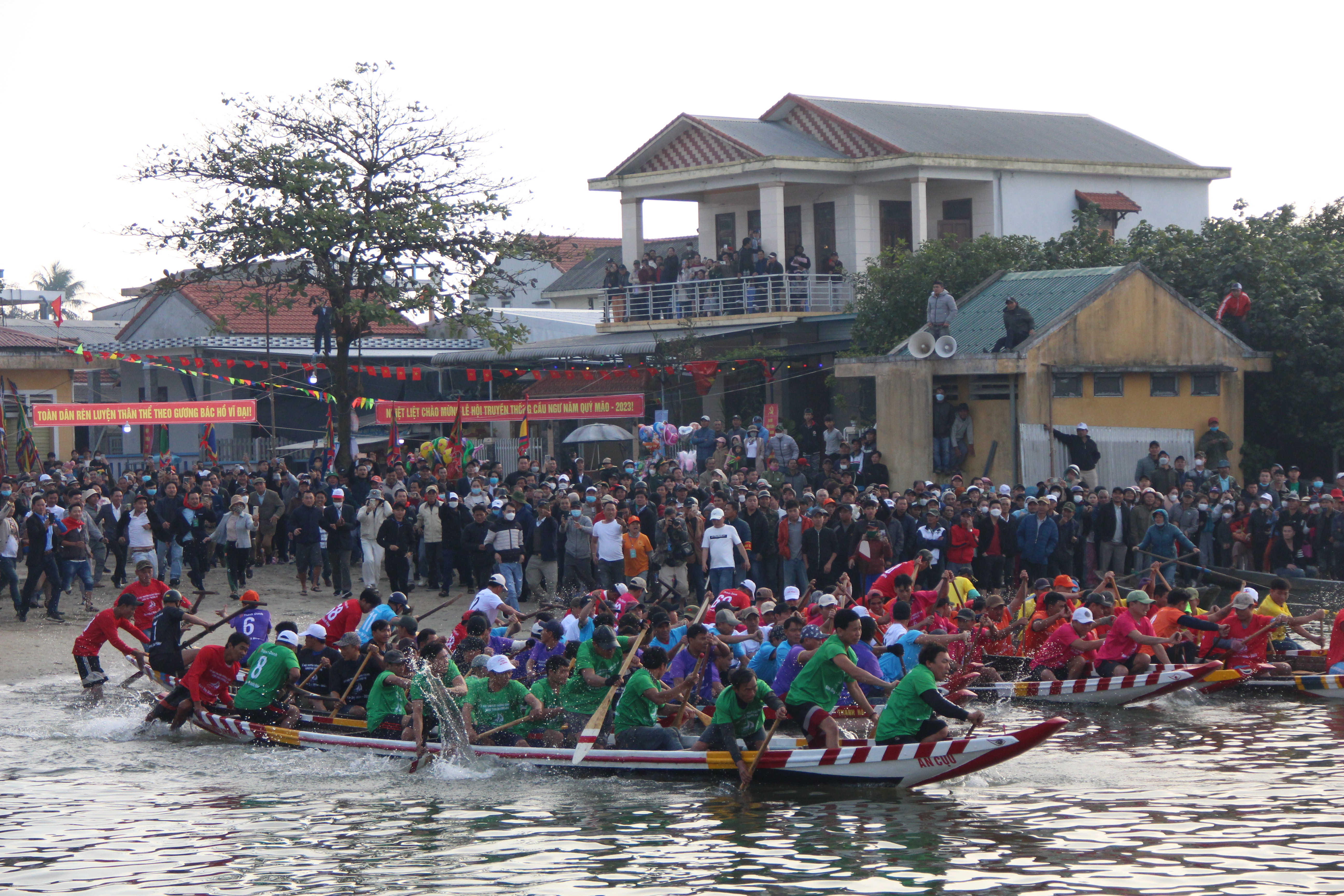 Cần những giải pháp thiết thực hơn trong xây dựng đời sống văn hoá