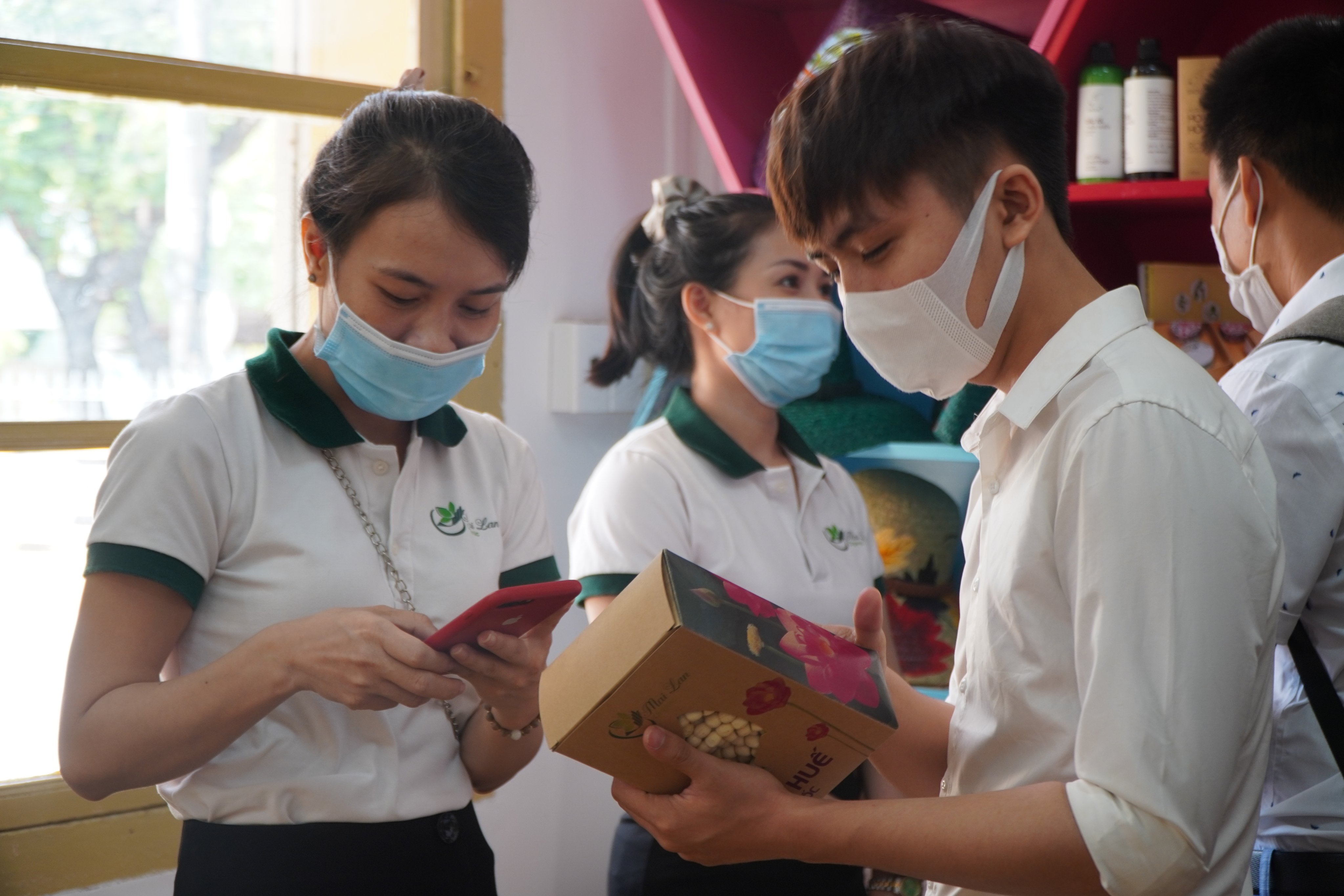 Gắn điều hành chính sách tài chính với hỗ trợ nền kinh tế