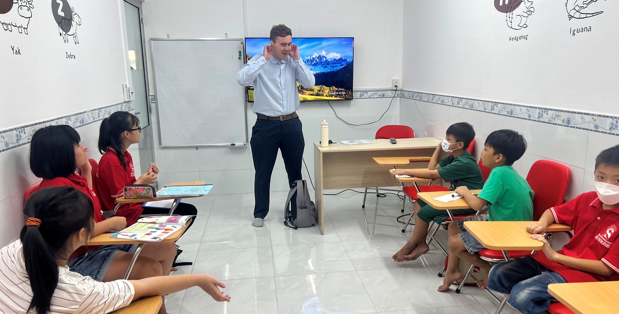 Nâng cao chất lượng các trung tâm ngoại ngữ, tin học