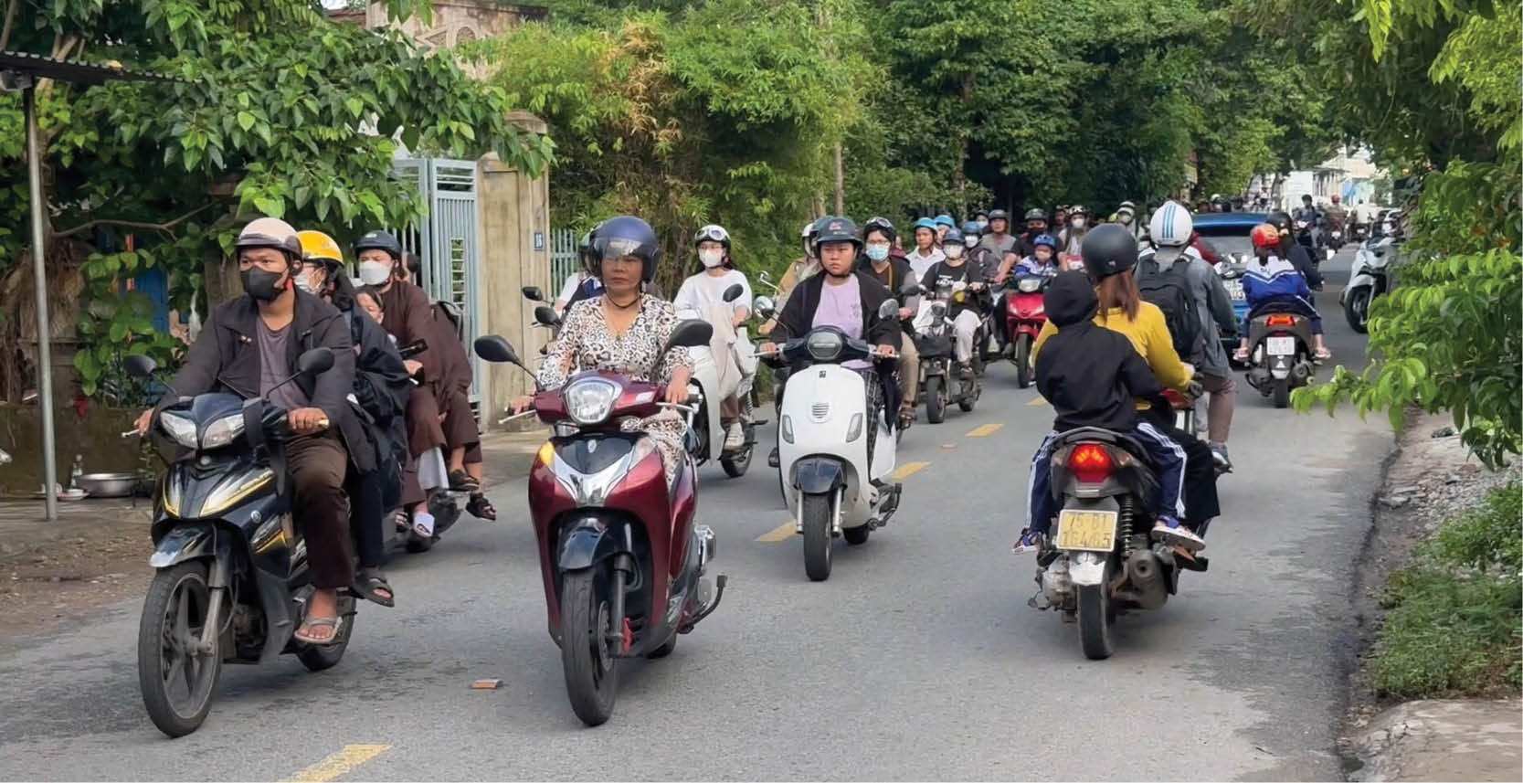 Cần giải pháp xóa “điểm nghẽn” giao thông phía tây