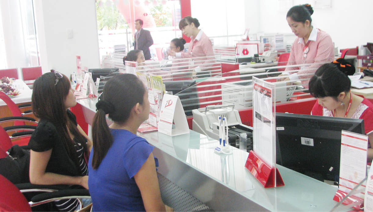 Lãi suất thấp, vẫn khó vay