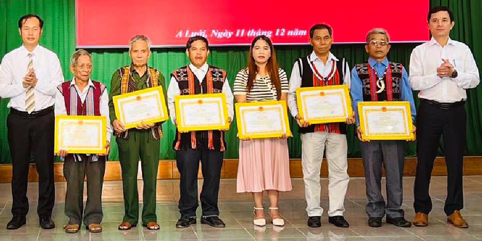 Người có uy tín phát huy vai trò tuyên truyền, vận động Nhân dân