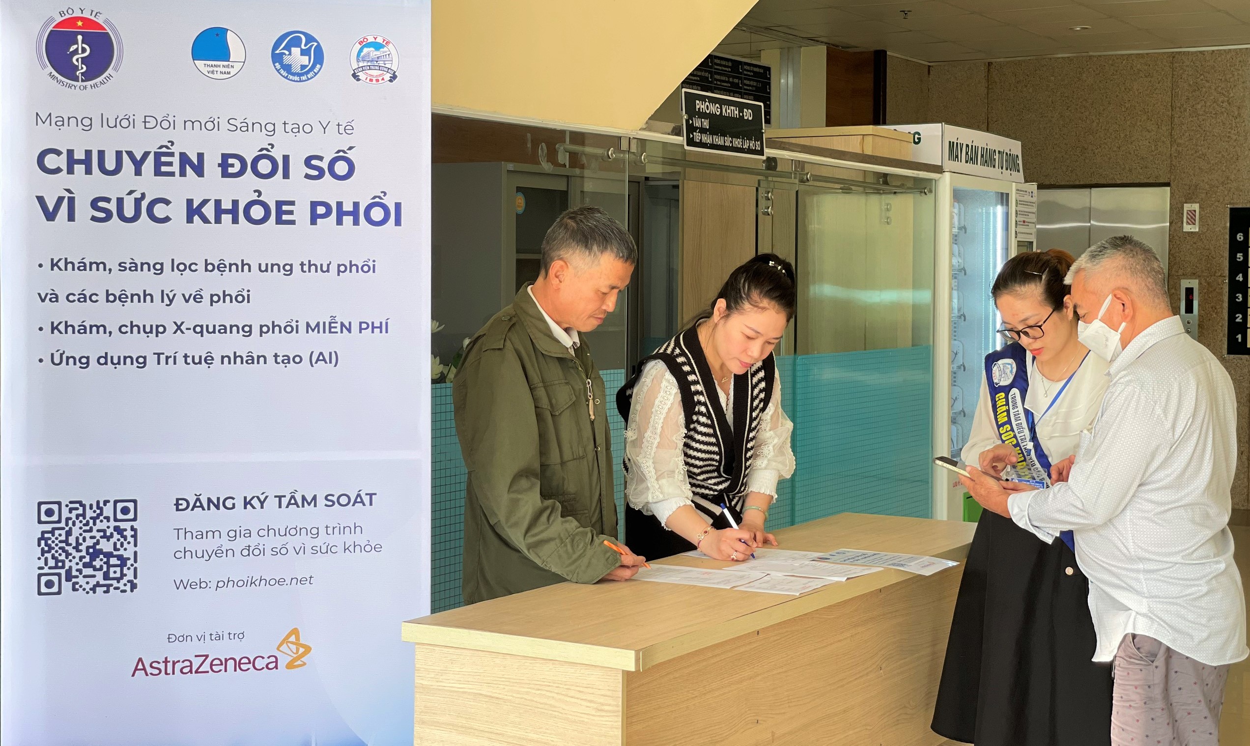 Khám sàng lọc ung thư phổi và các bệnh lý về phổi miễn phí cho 10 000 người