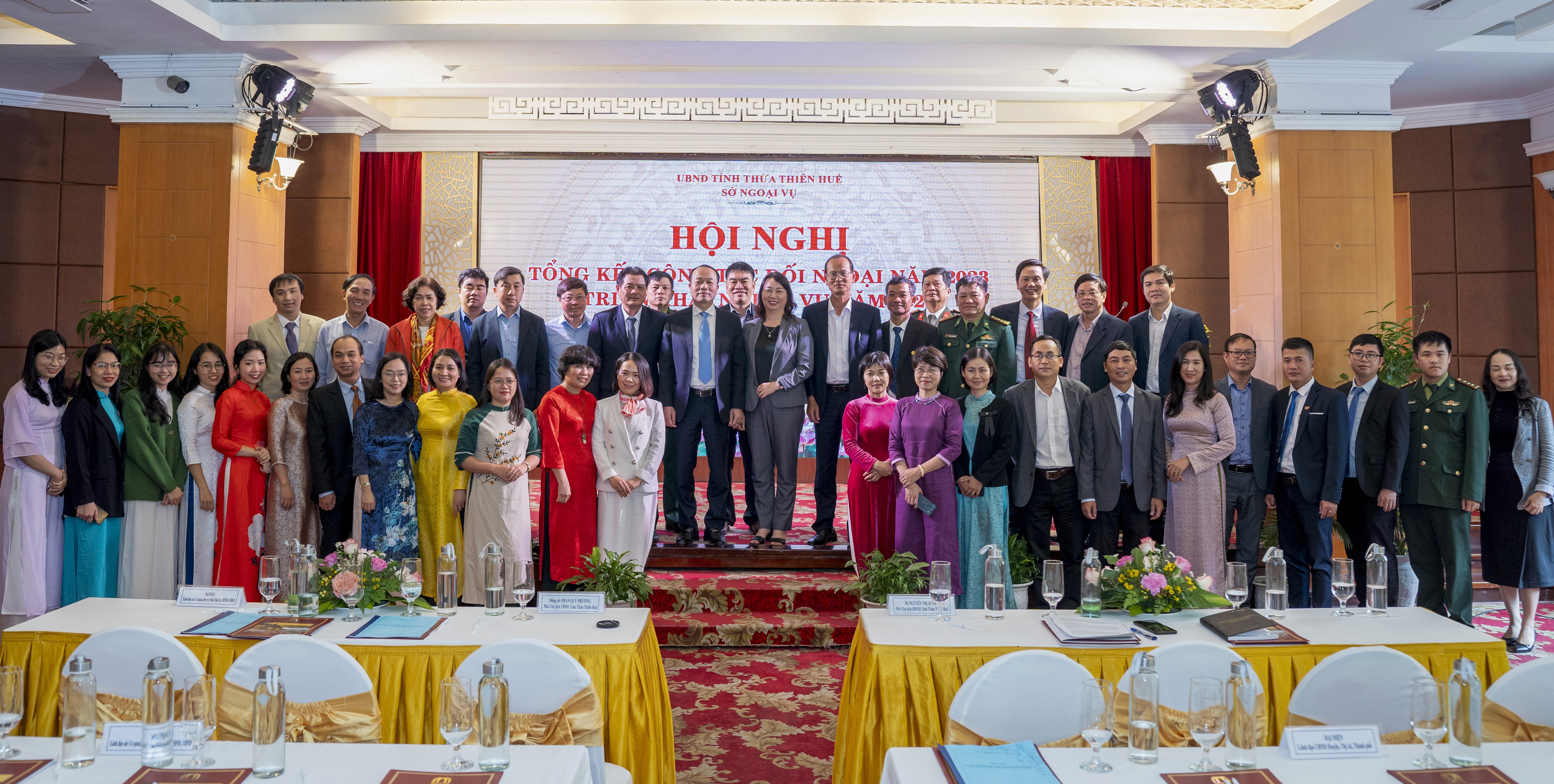 Xác lập quan hệ hợp tác quốc tế có trọng tâm, trọng điểm