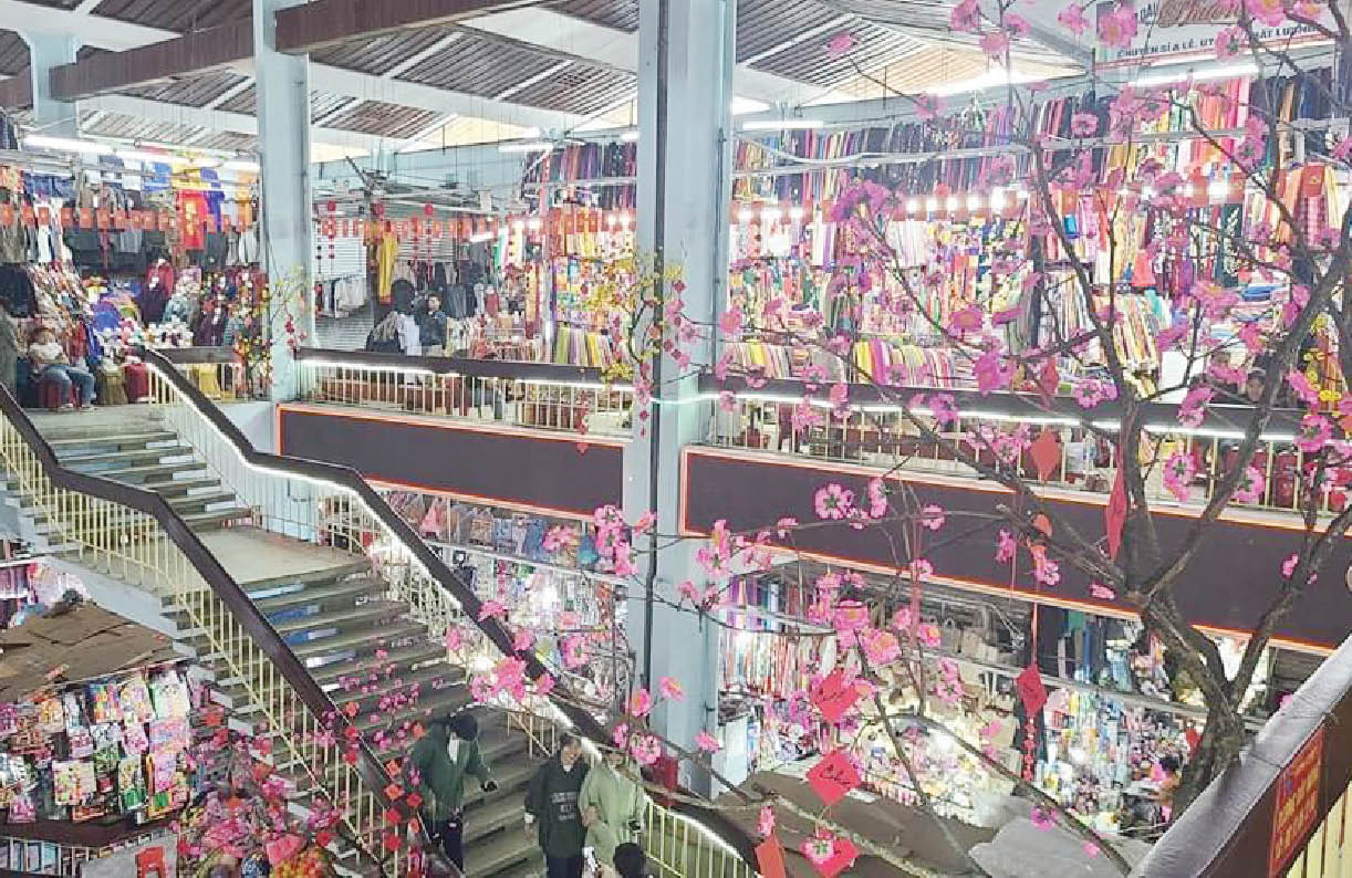 Màu tết ở Đông Ba