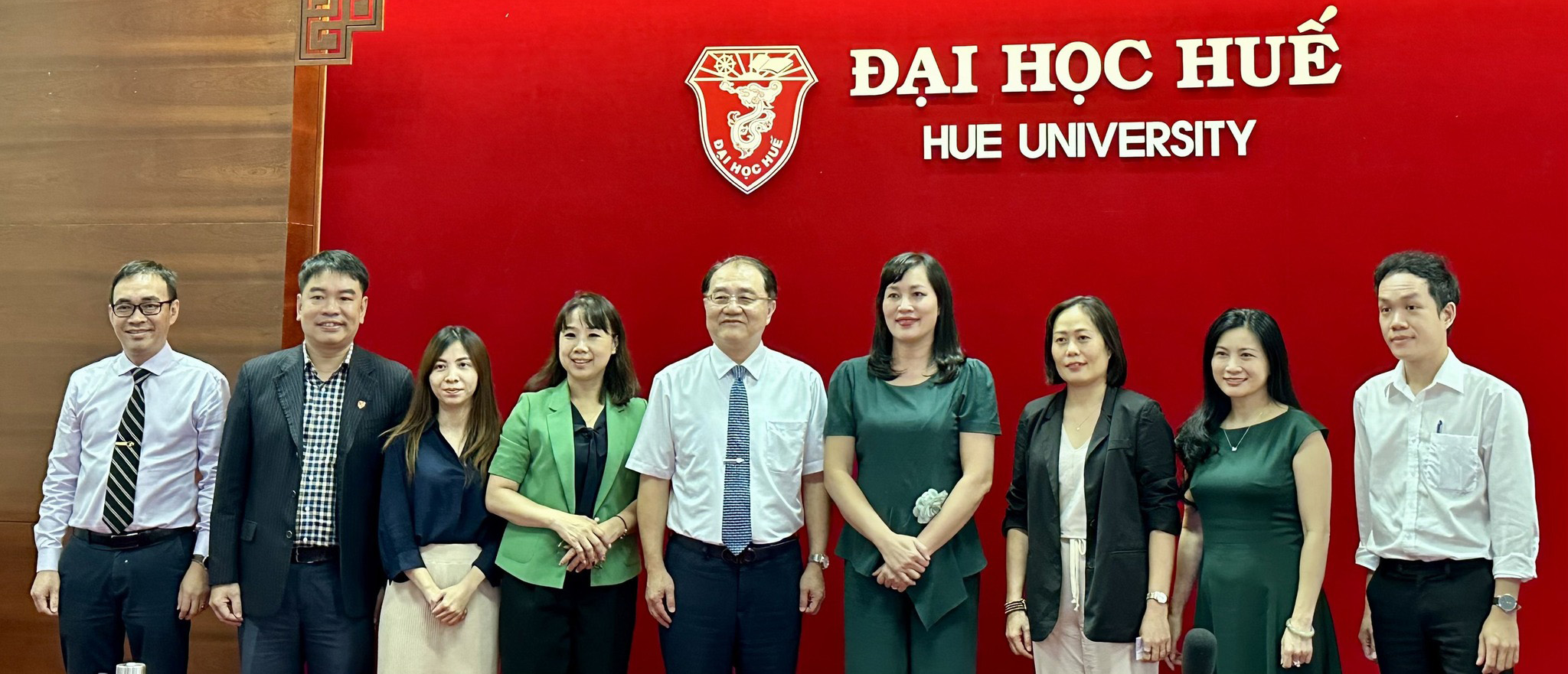 Đại học Huế hợp tác với Đại học Minh Tân, Đài Loan về lĩnh vực bán dẫn