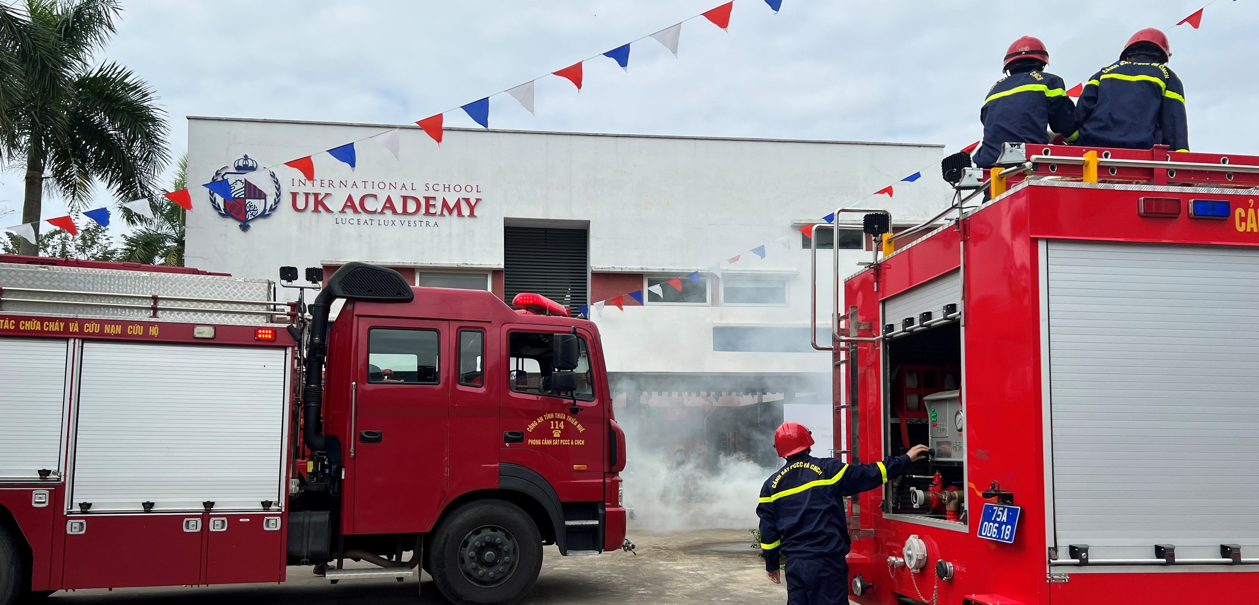 Trang bị kỹ năng phòng cháy, chữa cháy và cứu nạn cứu hộ cho trường học