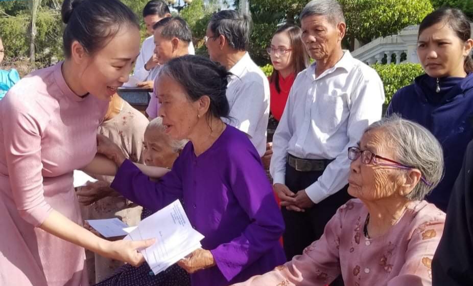 Chủ tịch nước gửi Thiệp mừng thọ 150 công dân Huế thọ 100 tuổi