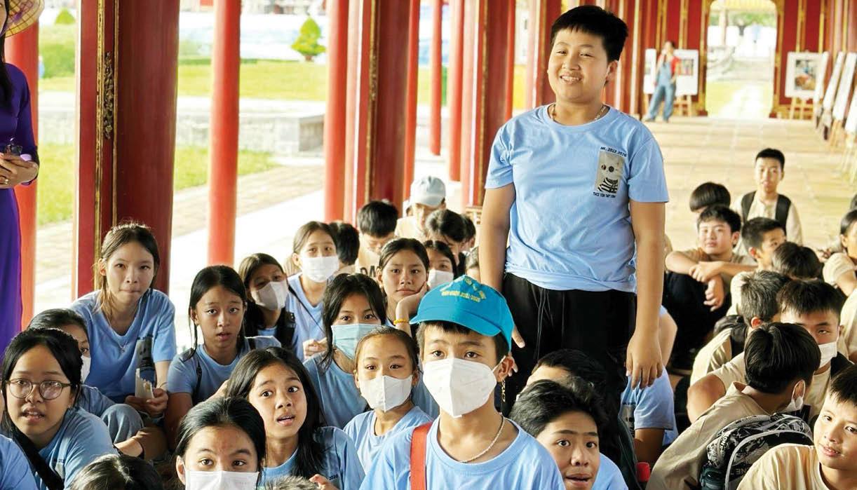 “Học sử để sống với người đã chết”