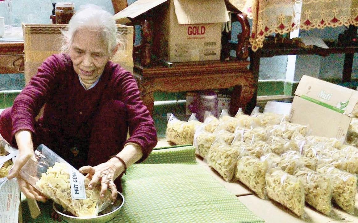 Đặc sản địa phương phục vụ ngày tết