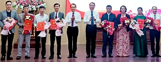 TP Huế gặp mặt cán bộ chủ chốt nhân dịp Xuân Giáp Thìn 2024