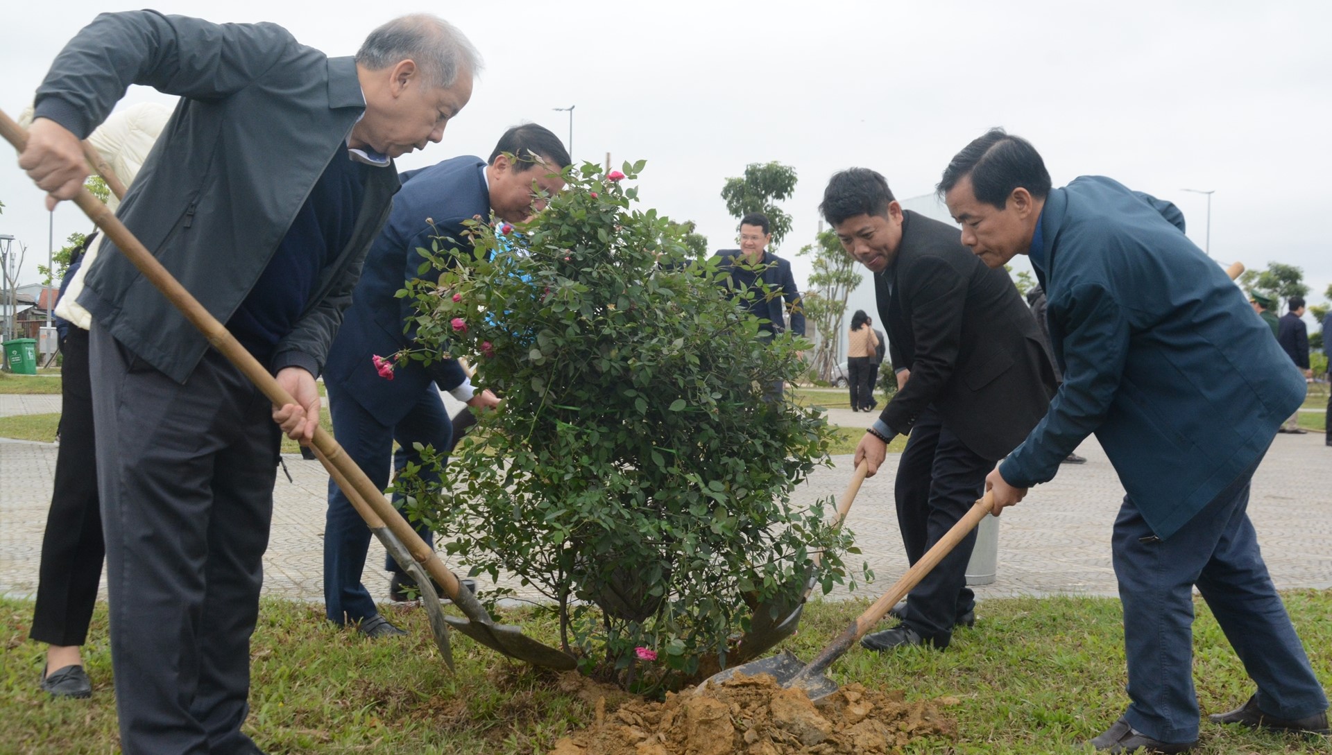 Phát động phong trào “Ngày Chủ nhật xanh” 2024