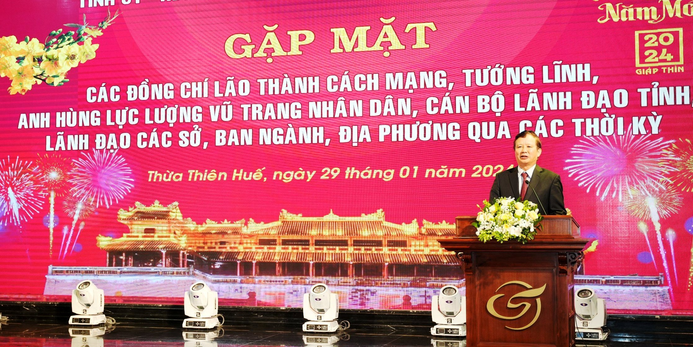 Lãnh đạo tỉnh gặp mặt lão thành cách mạng, nhân sĩ, trí thức