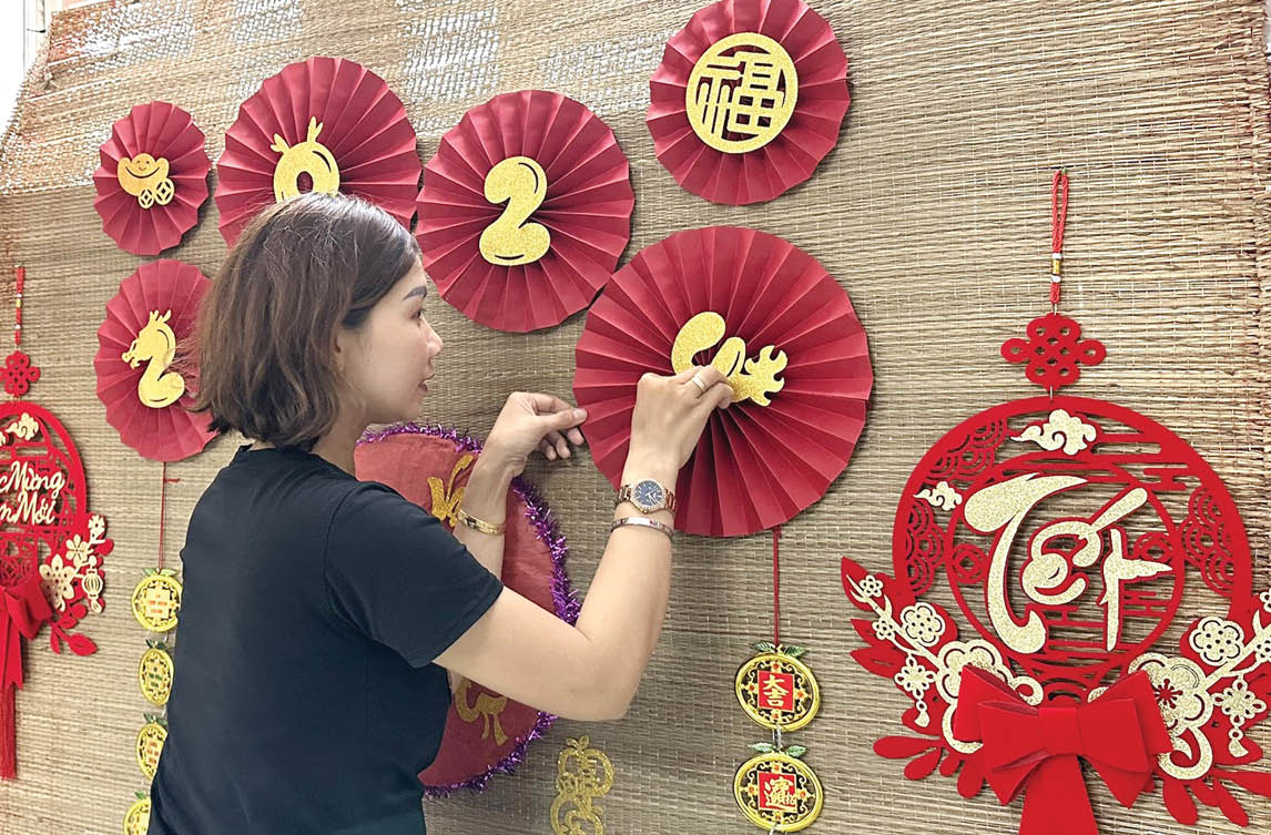 Trang trí nhà đón tết