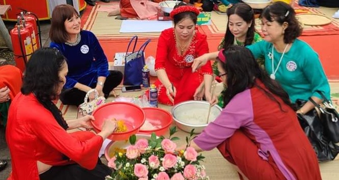 Khai mạc chương trình “Chợ Đông Ba- Xuân yêu thương”