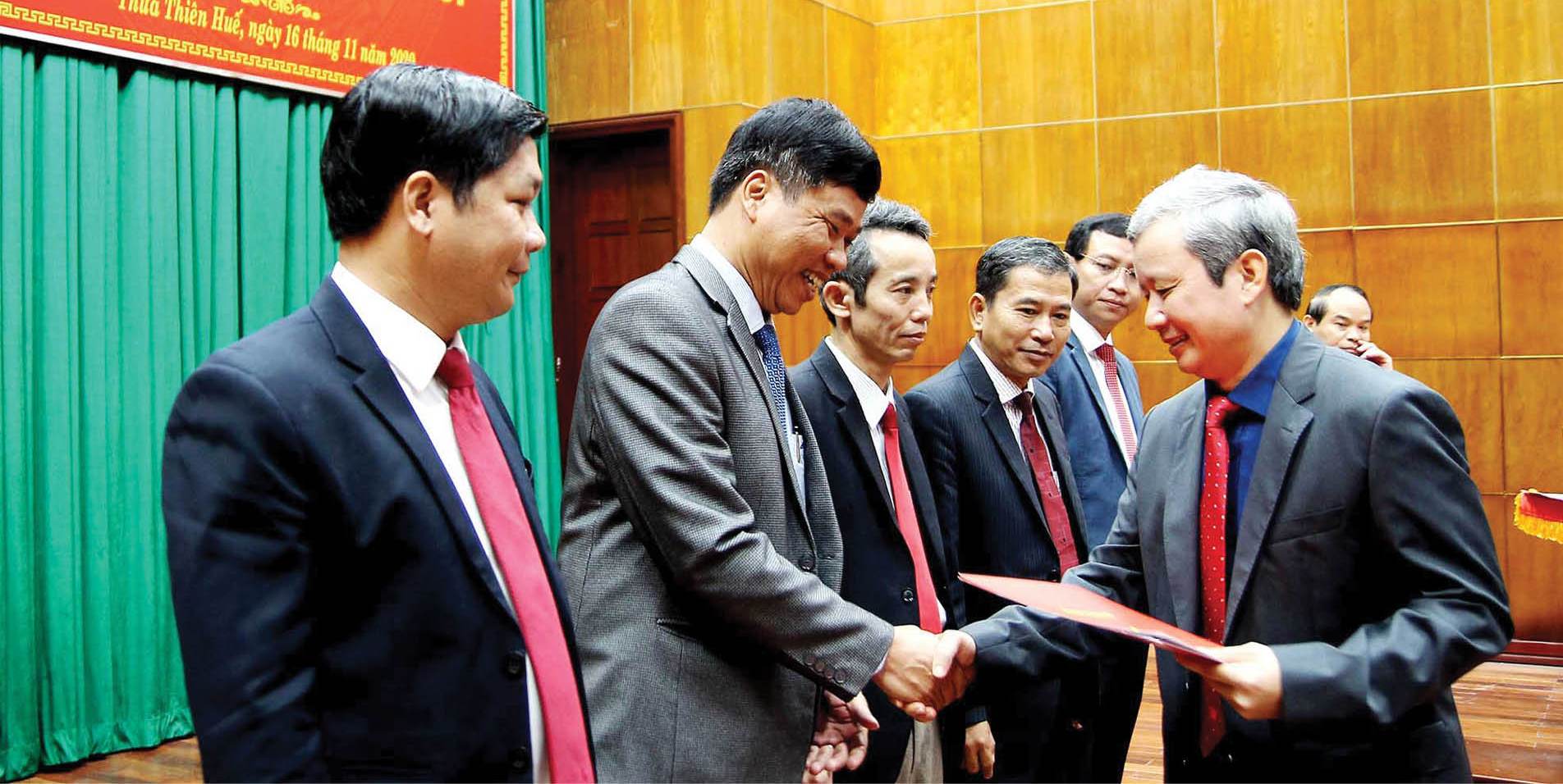 Đoàn kết - sức mạnh vượt qua mọi khó khăn