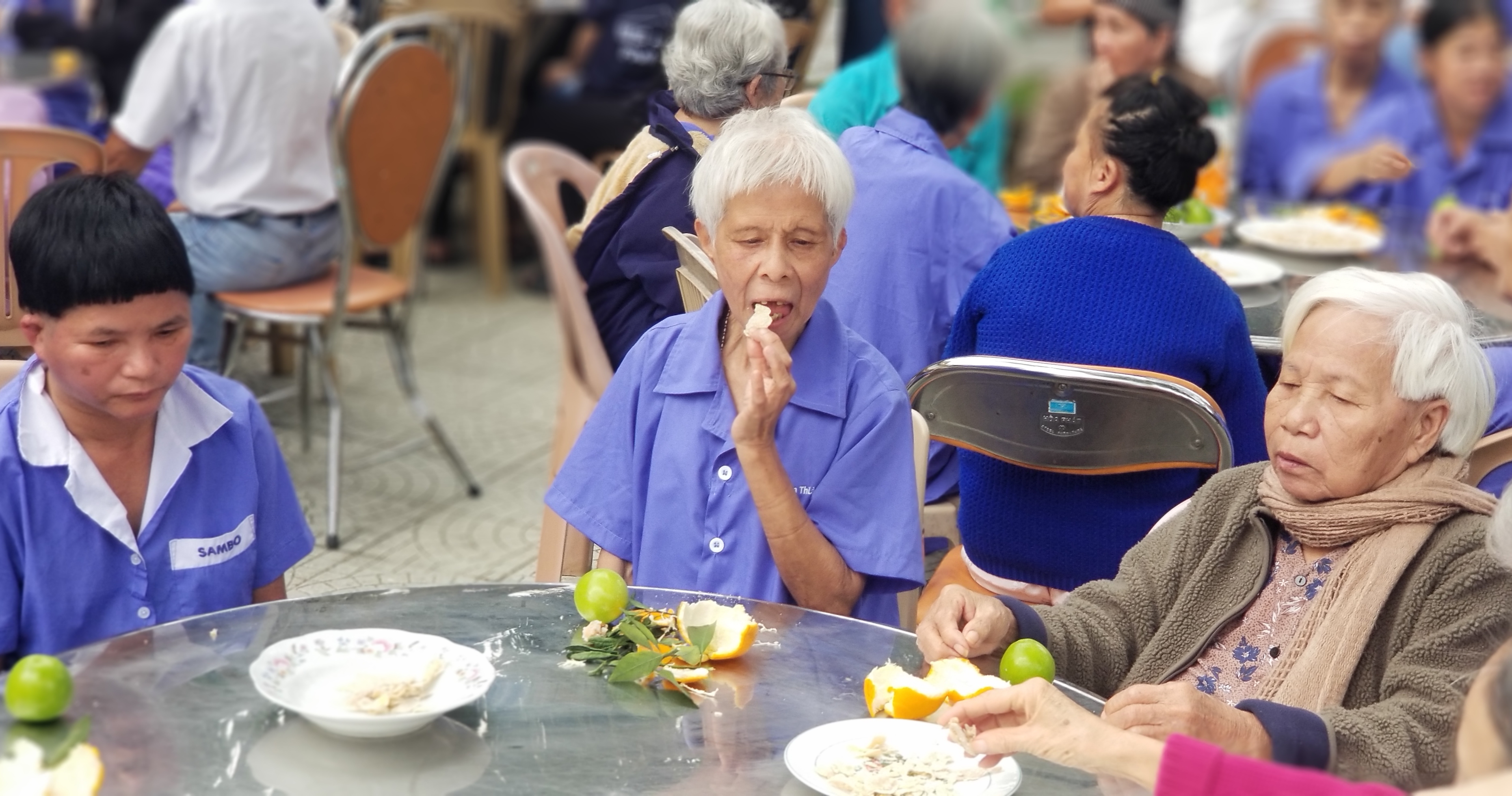 Mang xuân ấm đến trẻ em và người yếu thế