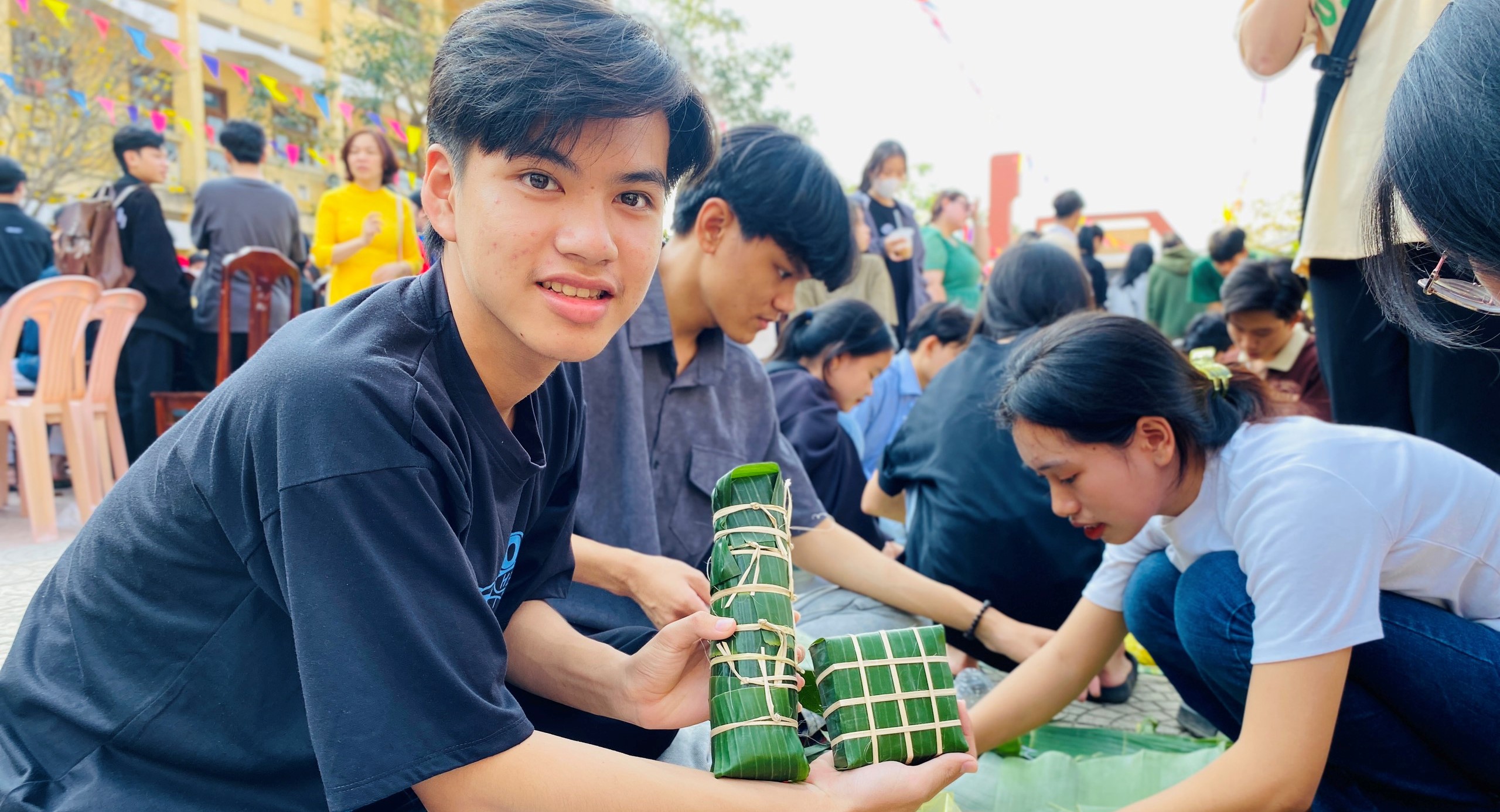 “Tết đong đầy” của học sinh