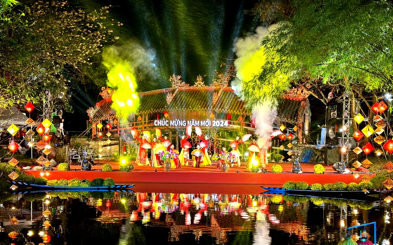 Đặc sắc chương trình chào Xuân mới Giáp Thìn ở Hương Thủy, Quảng Điền và Phú Vang