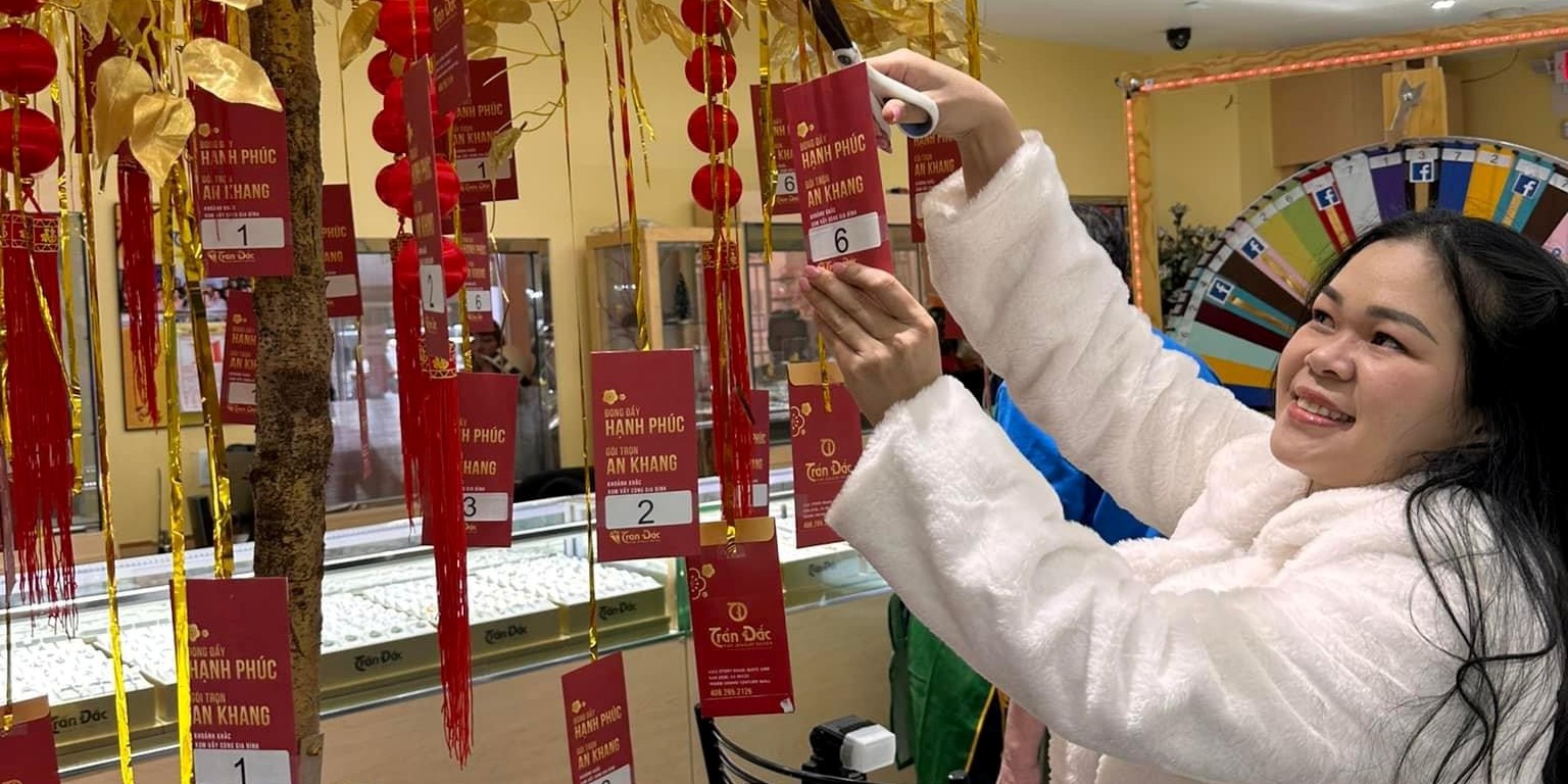 Tết của những người xa xứ