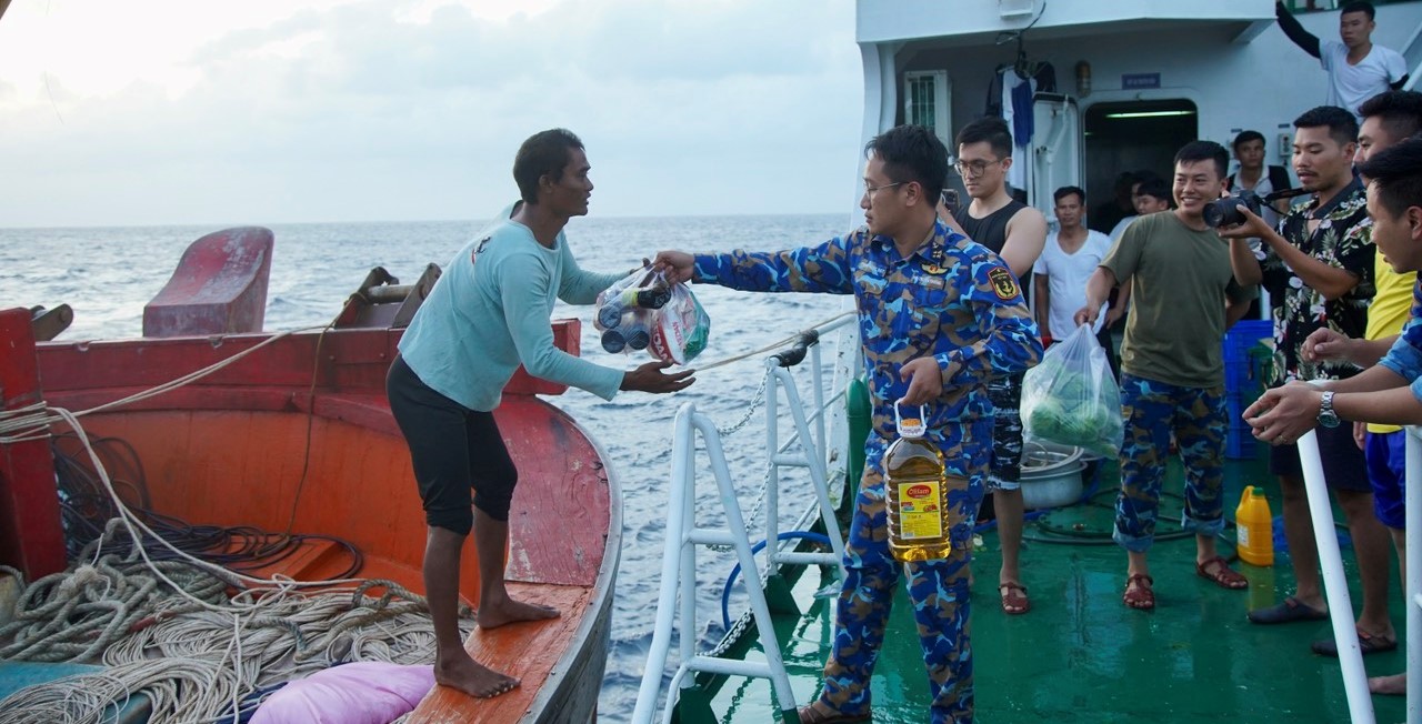 Thiêng liêng tiếng gọi Trường Sa - Kỳ 2 Điểm tựa nơi đầu sóng