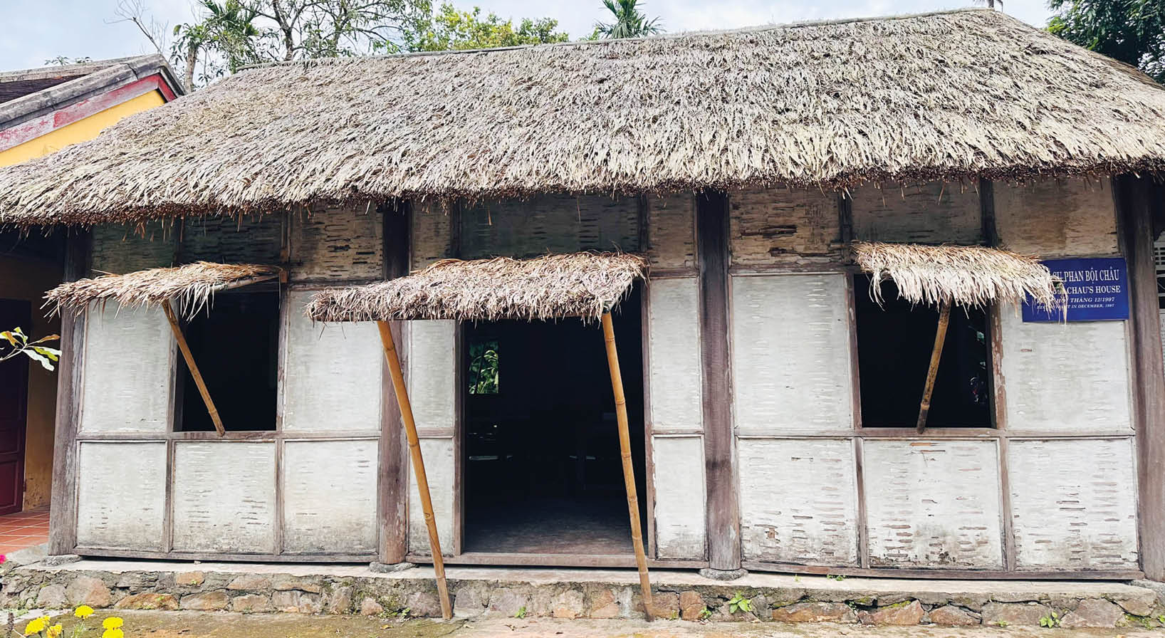 Bên ngôi nhà của “Ông già Bến Ngự”