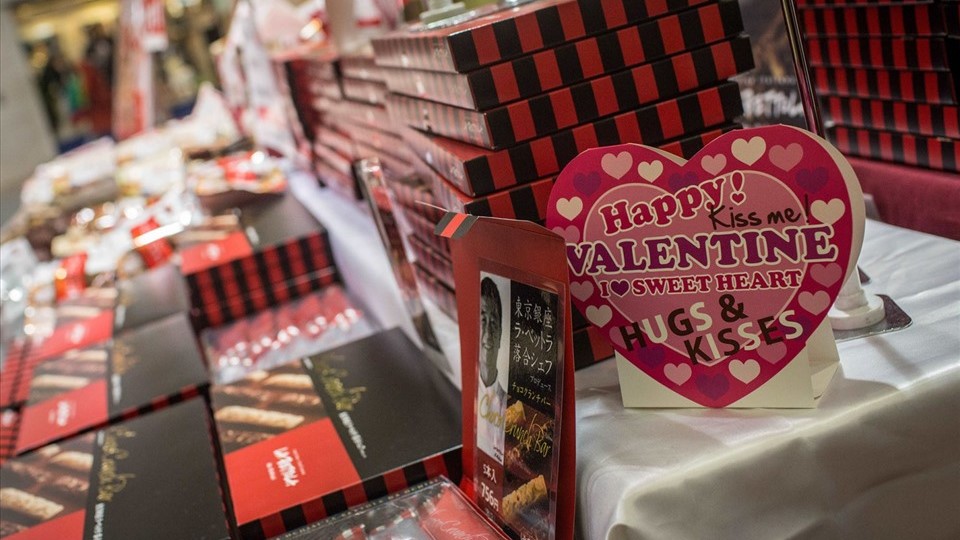 Giá chocolate trong Ngày Lễ tình nhân năm nay cao nhất trong nhiều năm vì thiếu nguồn cung cacao