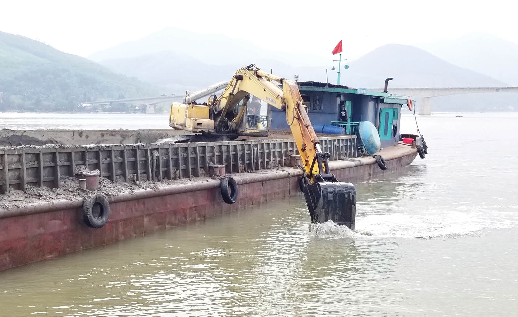 Sớm nạo vét, khơi thông luồng cửa Lạch Giang