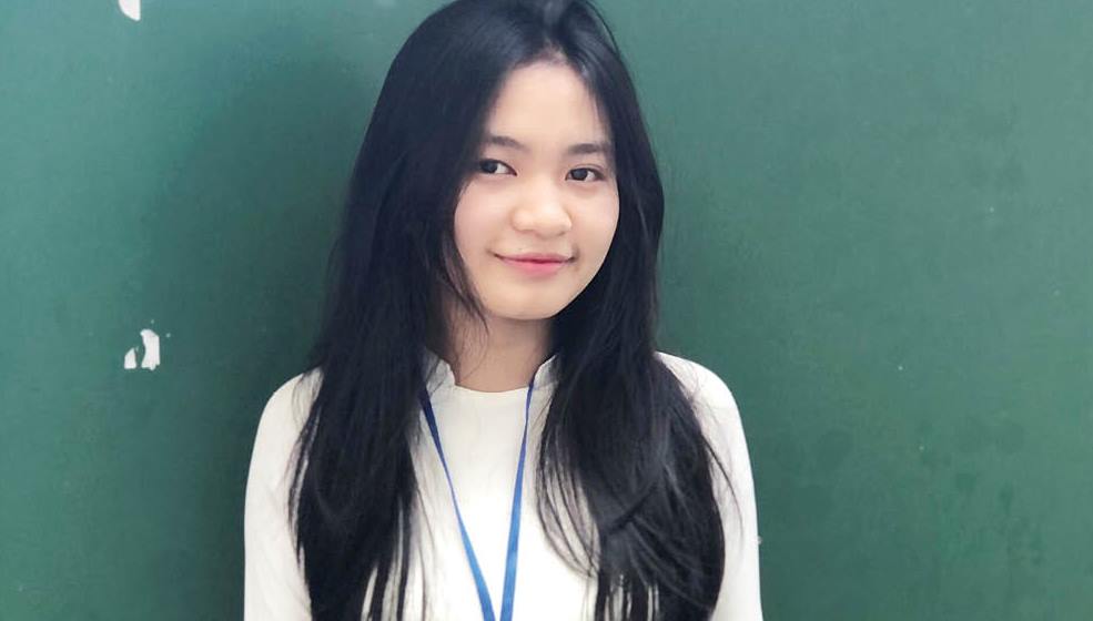 Cô nữ sinh miền quê và giải nhất môn văn cấp tỉnh
