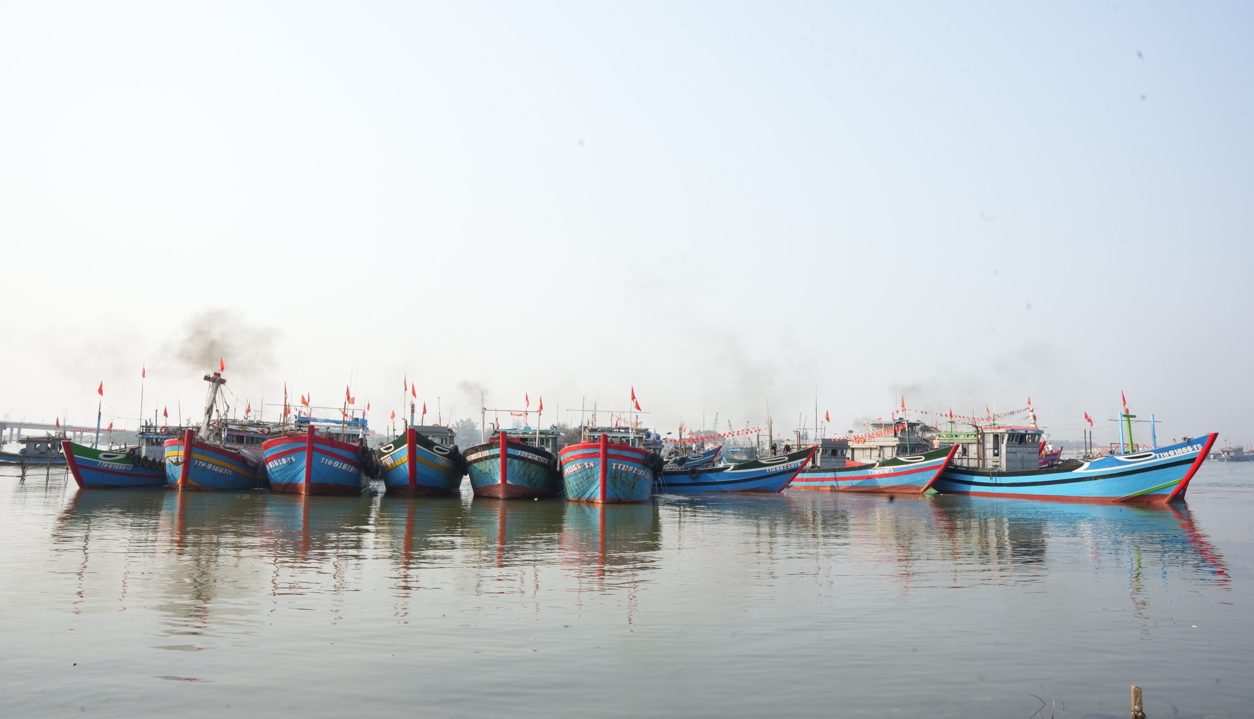 Xuất quân đánh cá vụ Nam