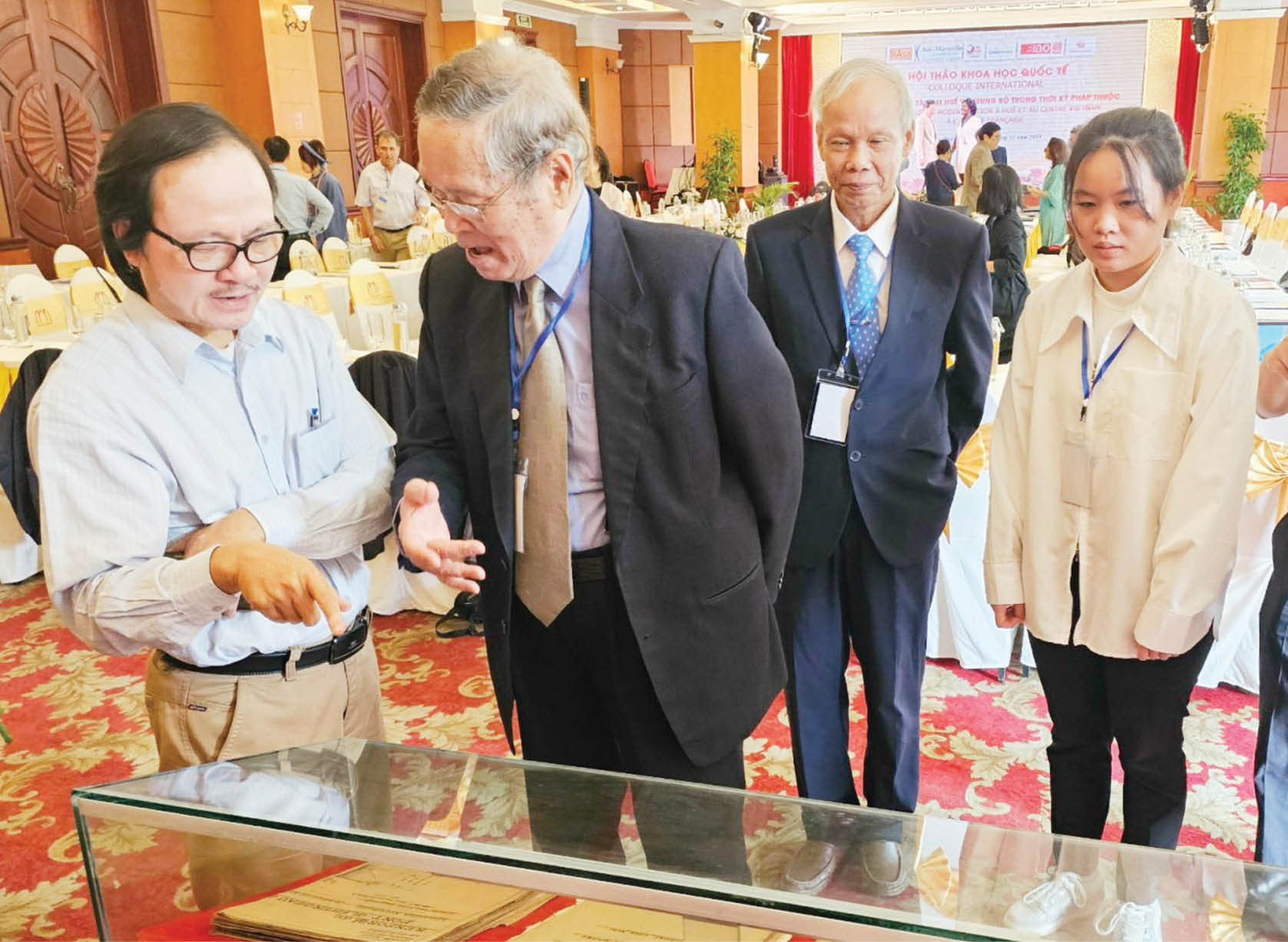 Bộ hồ sơ quý “biểu tượng xứ Huế” hồi hương