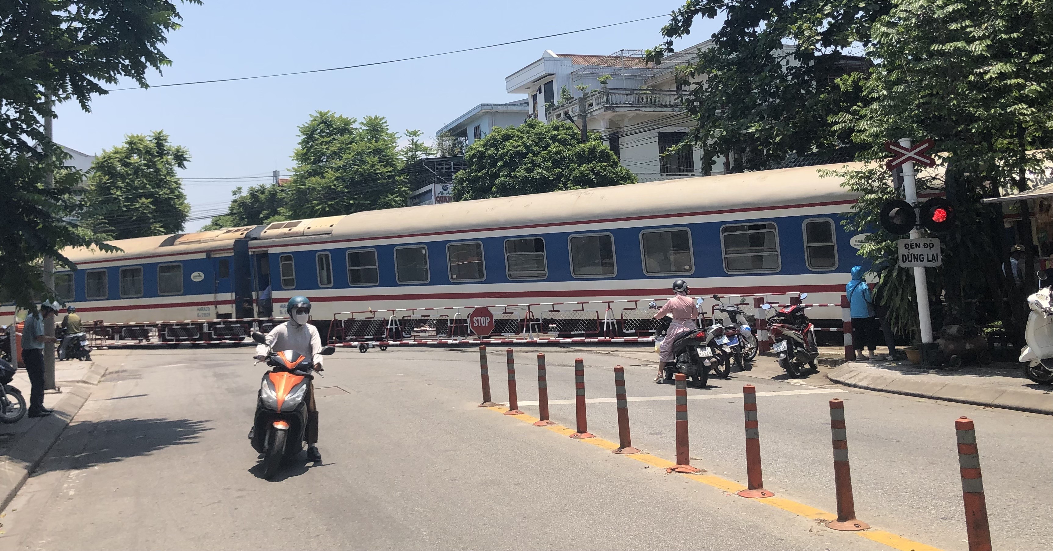 Giá vé tàu lửa giảm 30 sau Tết Giáp Thìn