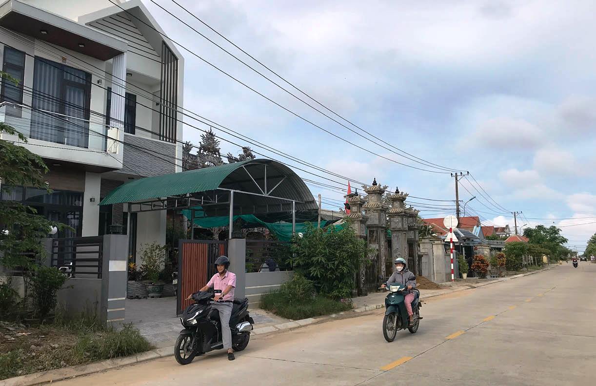 Hương Toàn với hành trình “lên phố”