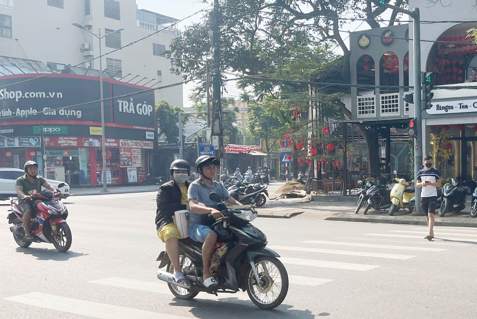 Hiểm nguy khi sang đường tùy tiện