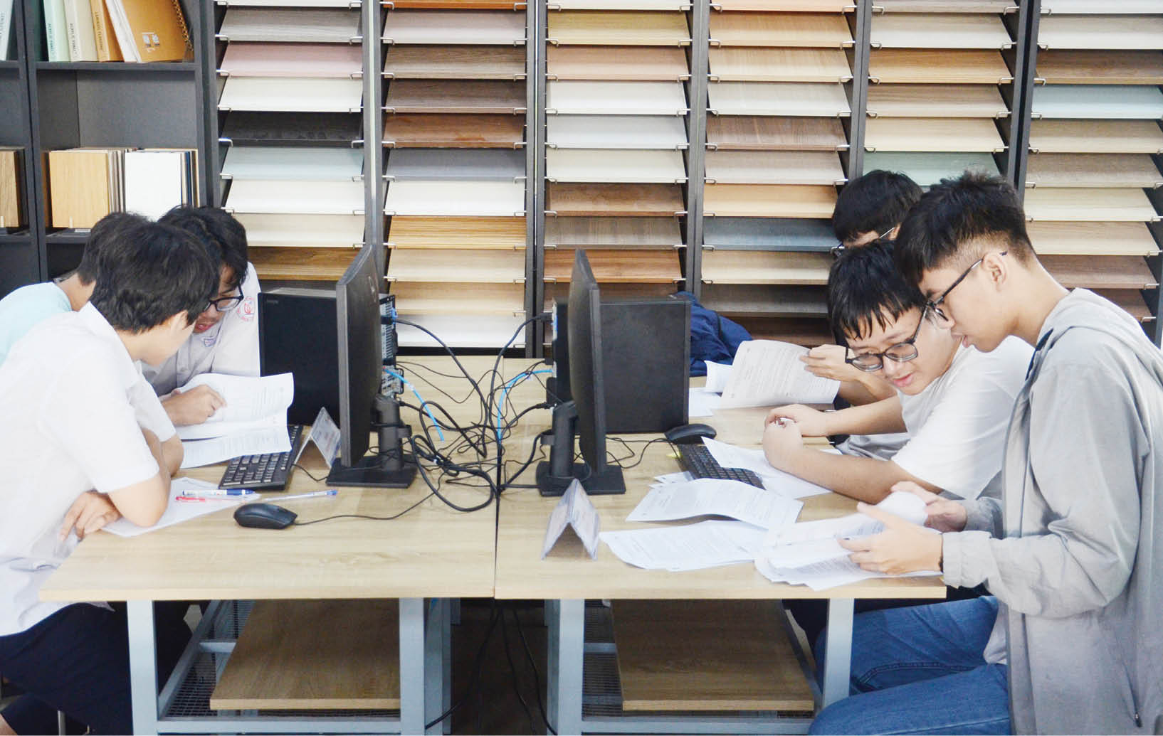 Thay đổi để đáp ứng nhu cầu - Kỳ 2 Thay đổi cách tiếp cận và vận hành như doanh nghiệp