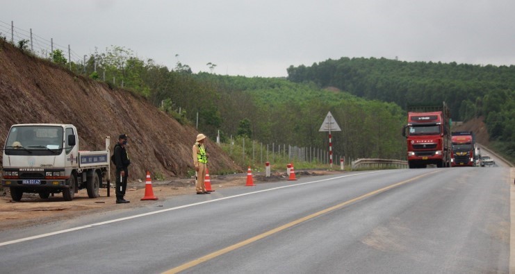 Bố trí camera phạt nguội trên tuyến cao tốc Cam Lộ - La Sơn