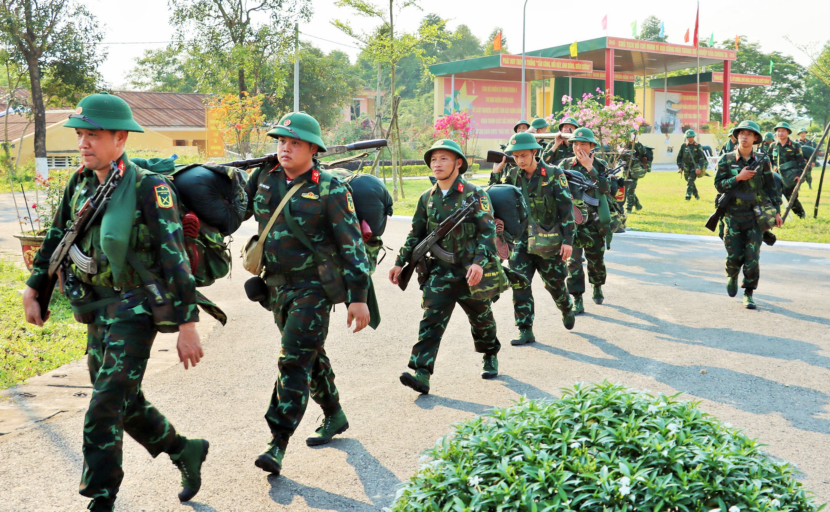 Huấn luyện chuyển trạng thái sẵn sàng chiến đấu
