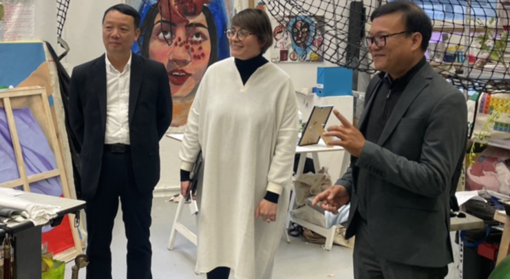 Hợp tác quảng bá, xúc tiến đầu tư và phát triển du lịch với thành phố Cergy