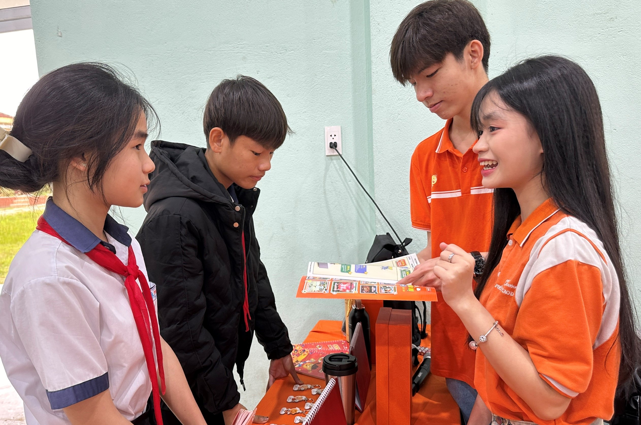 Truyền thông định hướng nghề nghiệp cho học sinh