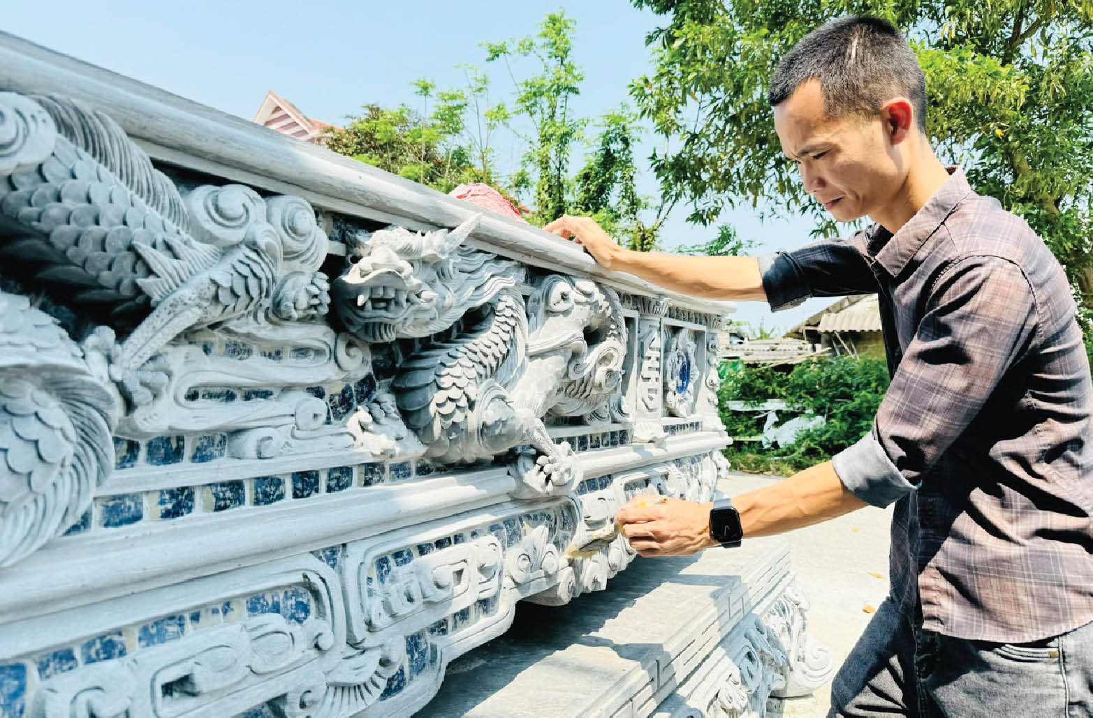 Người thanh niên đưa “Chậu Huế đắp tay” vươn tầm cả nước