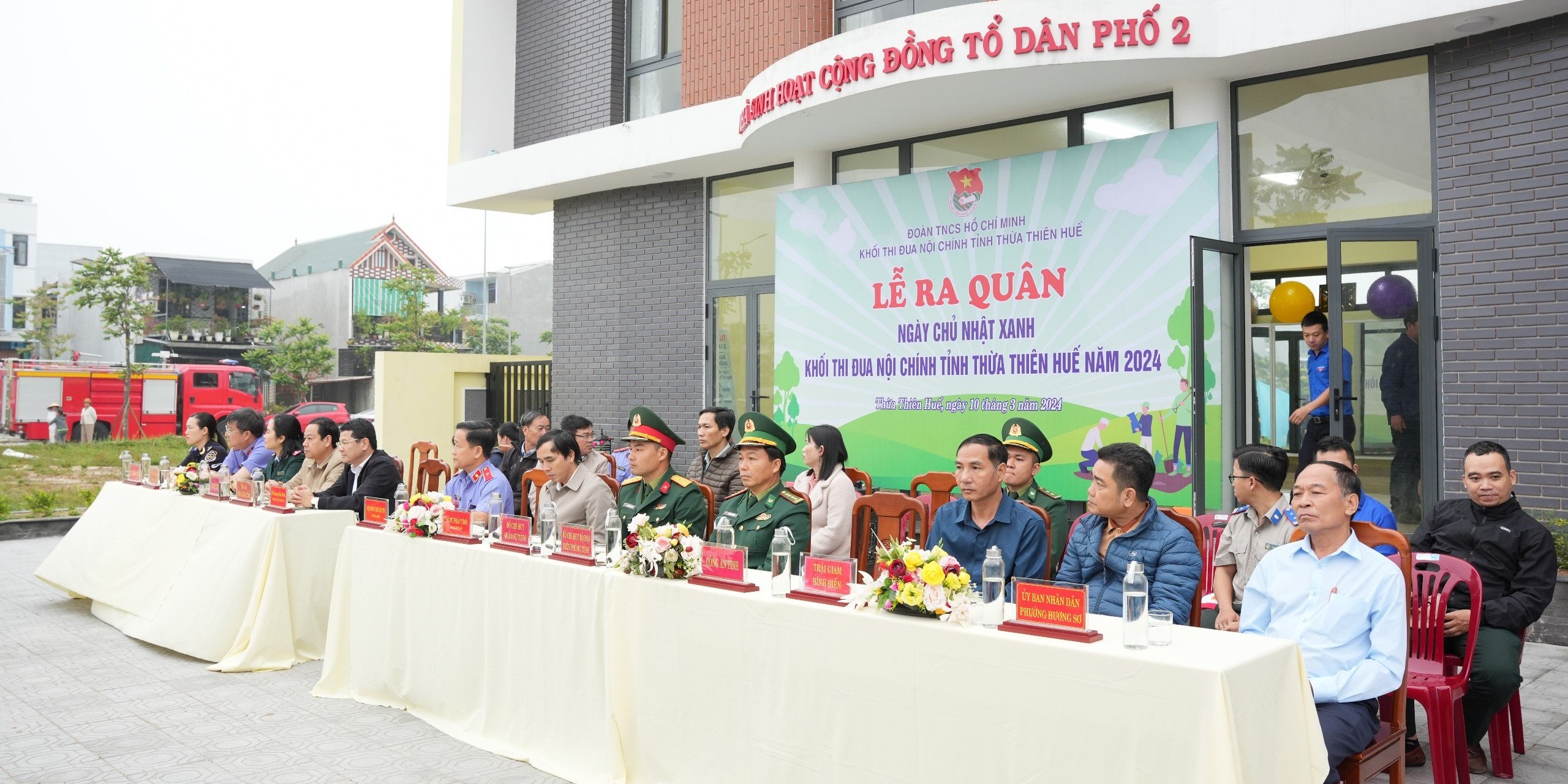 Đoàn thanh niên Khối thi đua Nội chính ra quân Ngày Chủ nhật xanh”