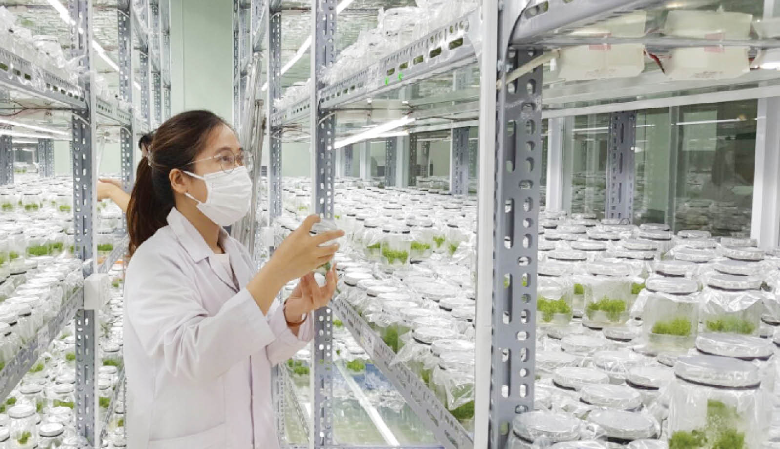 Đầu tư nguồn lực và nhân lực phát triển khoa học công nghệ