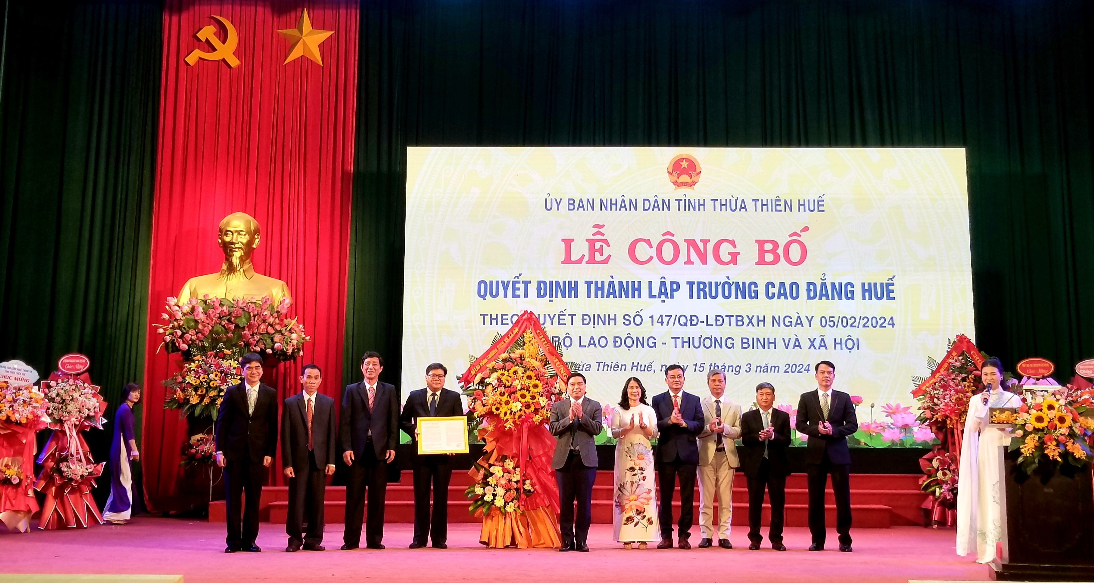 Công bố quyết định thành lập Trường Cao đẳng Huế
