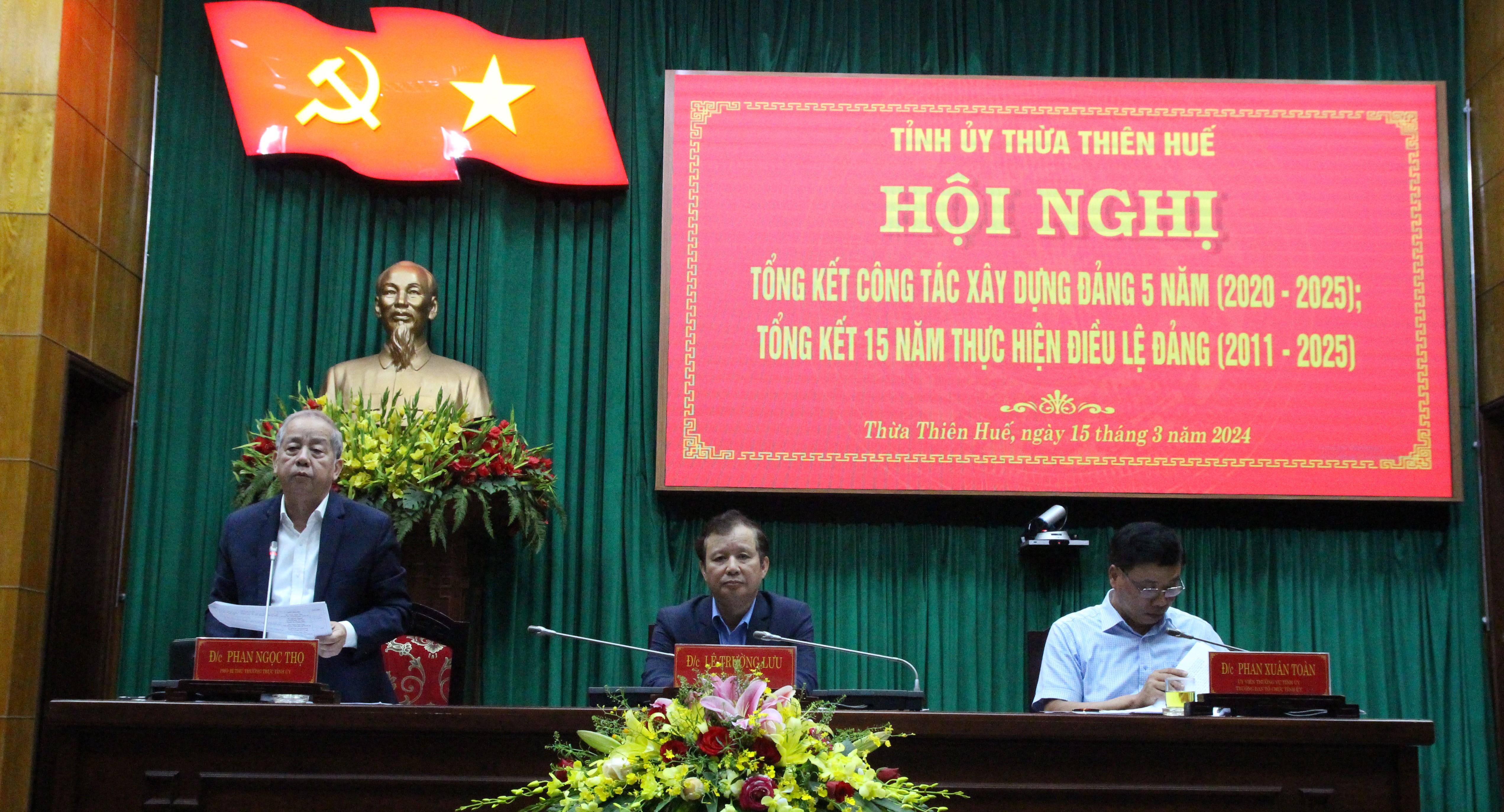 Đề ra giải pháp quan trọng, thực hiện tốt hơn nữa công tác xây dựng Đảng và Điều lệ Đảng