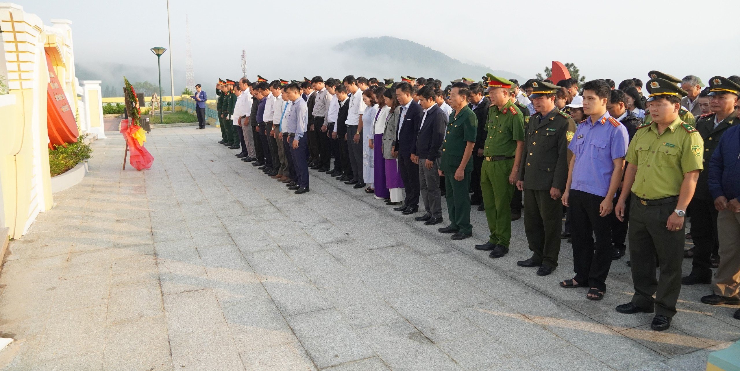 Phú Lộc Dâng hương tri ân các Anh hùng liệt sĩ