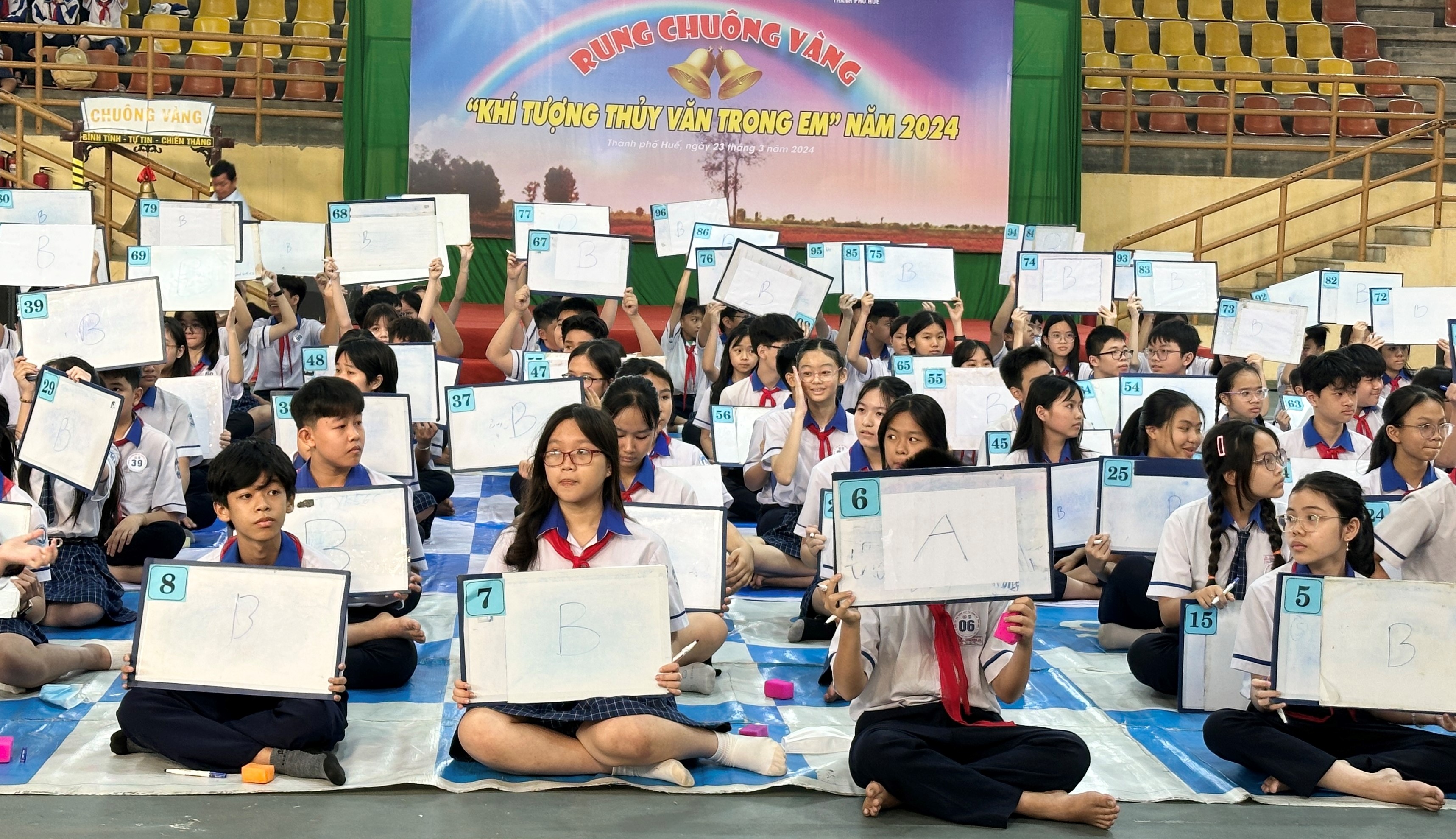 Sôi nổi Ngày hội “Khí tượng thủy văn trong em”