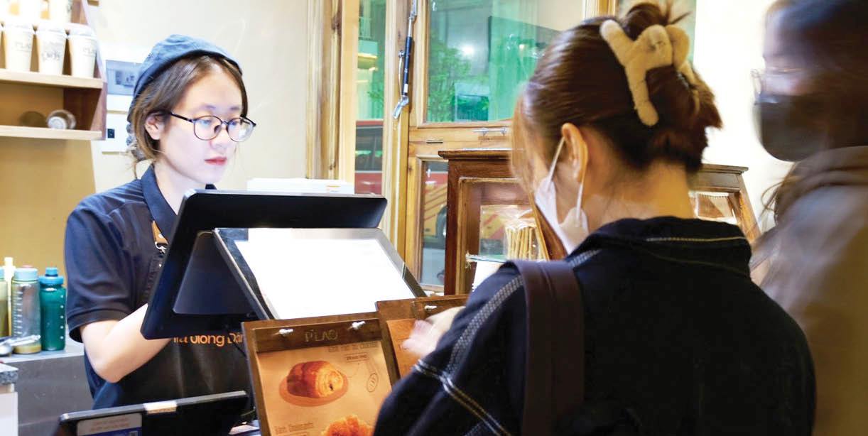 Làm thêm để trưởng thành