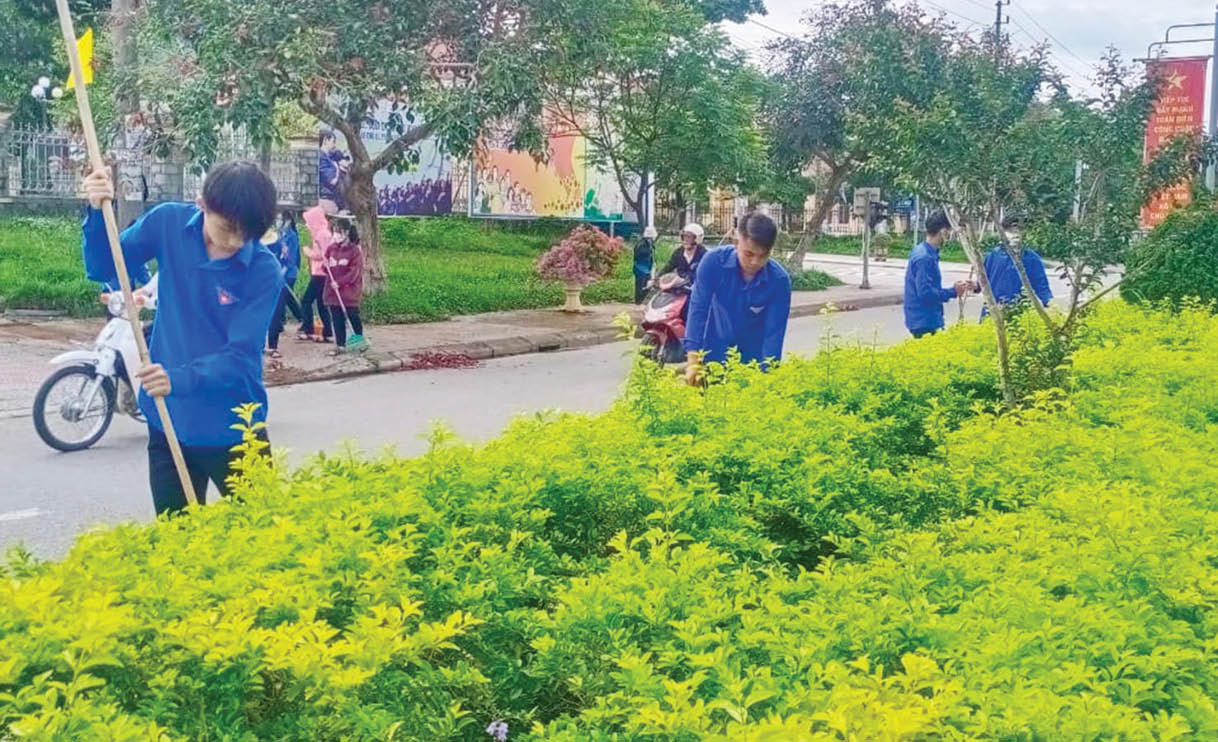 A Lưới đẩy mạnh phong trào Ngày Chủ nhật xanh